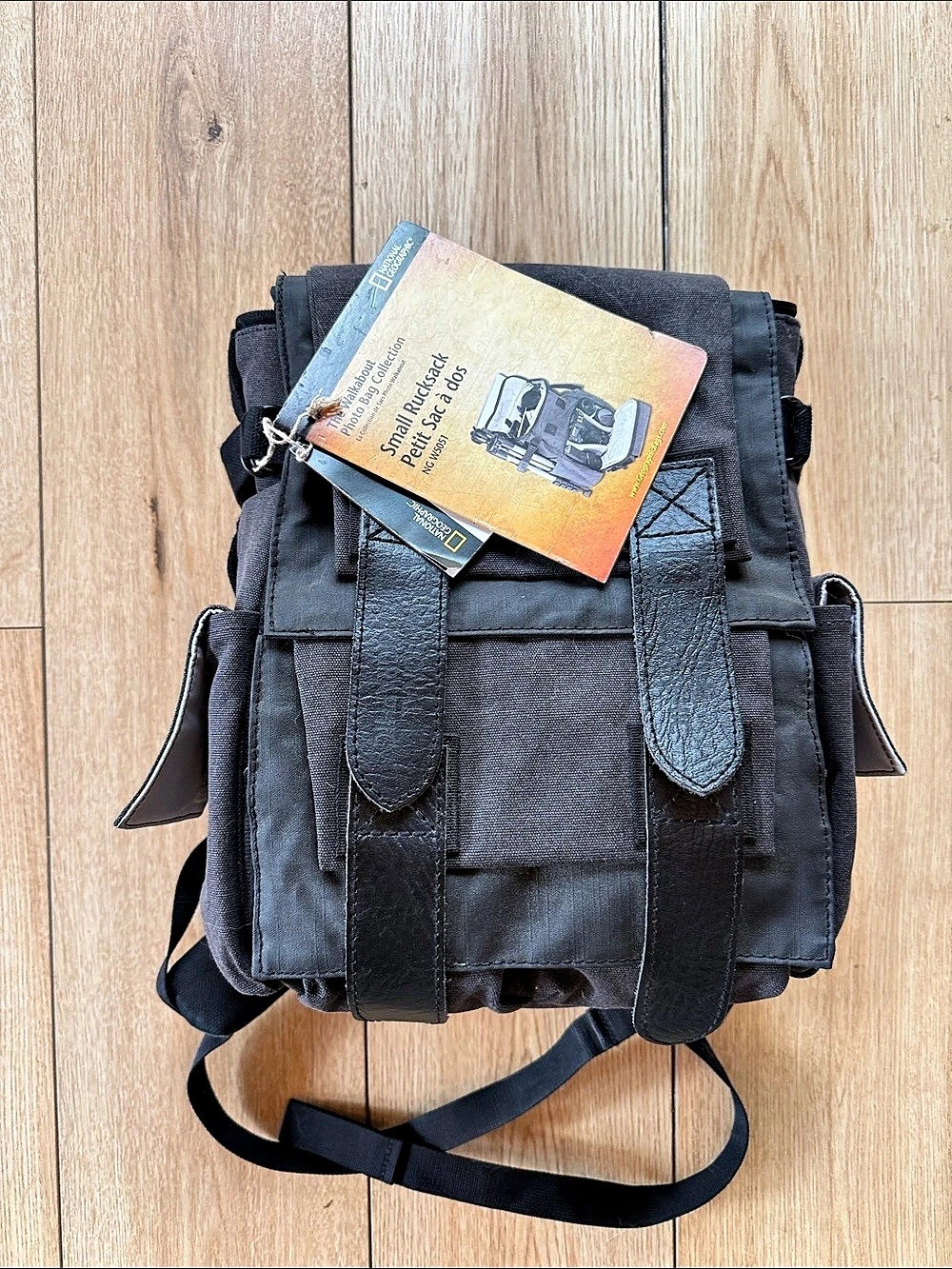 National Geographic Africa Camera / Full Lens Backpack in Black NWT